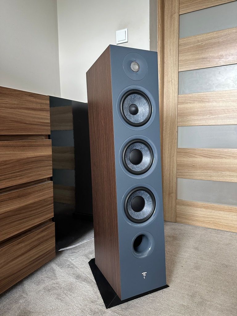 Głośniki Focal Chora 826, wzmacniacz Denon 900HNE, subwoofer Descend 8