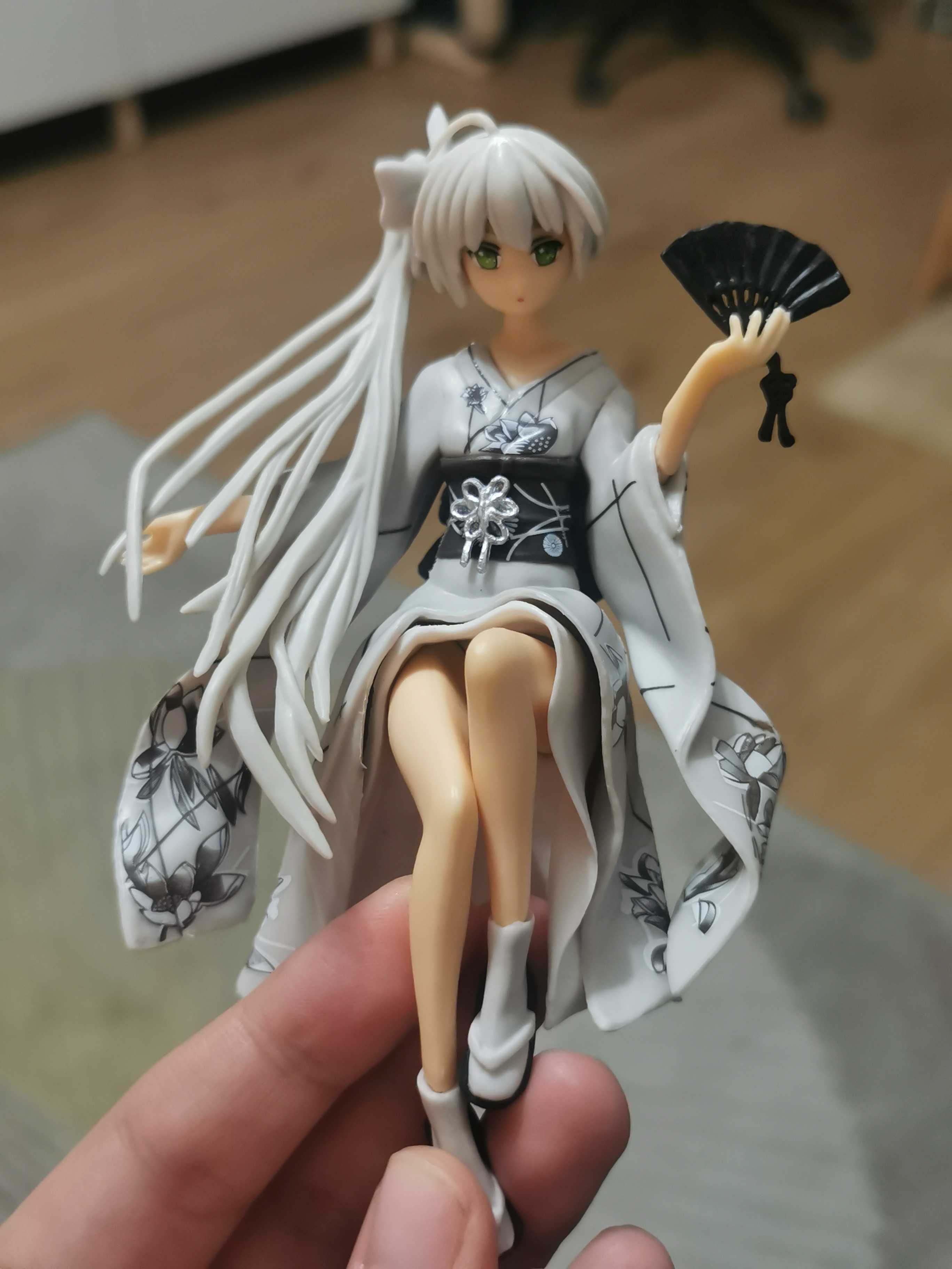 Figurka kolekcjonerska około 15 cm japonka kimono anime