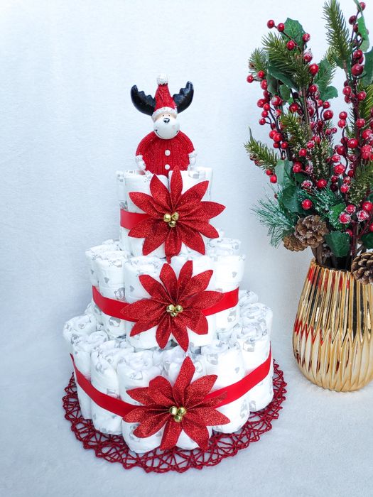 Świąteczny tort z pampersów pieluszek pieluch prezent pod choinkę