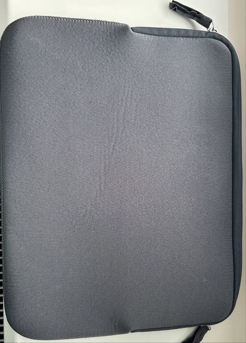 Мʼякий чохол для ноутбуку