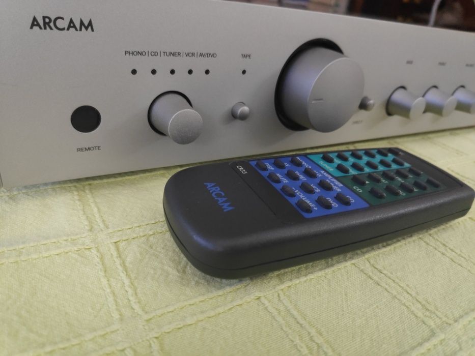 high end Arcam amplificador excelente qualidade de som