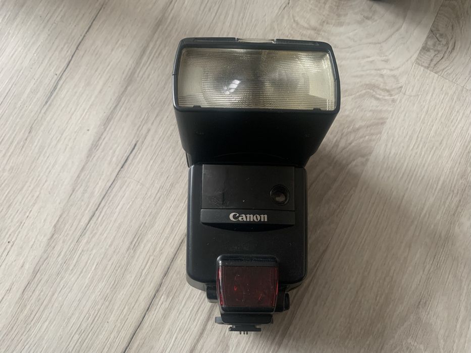 Aparat Canon EOS 550D