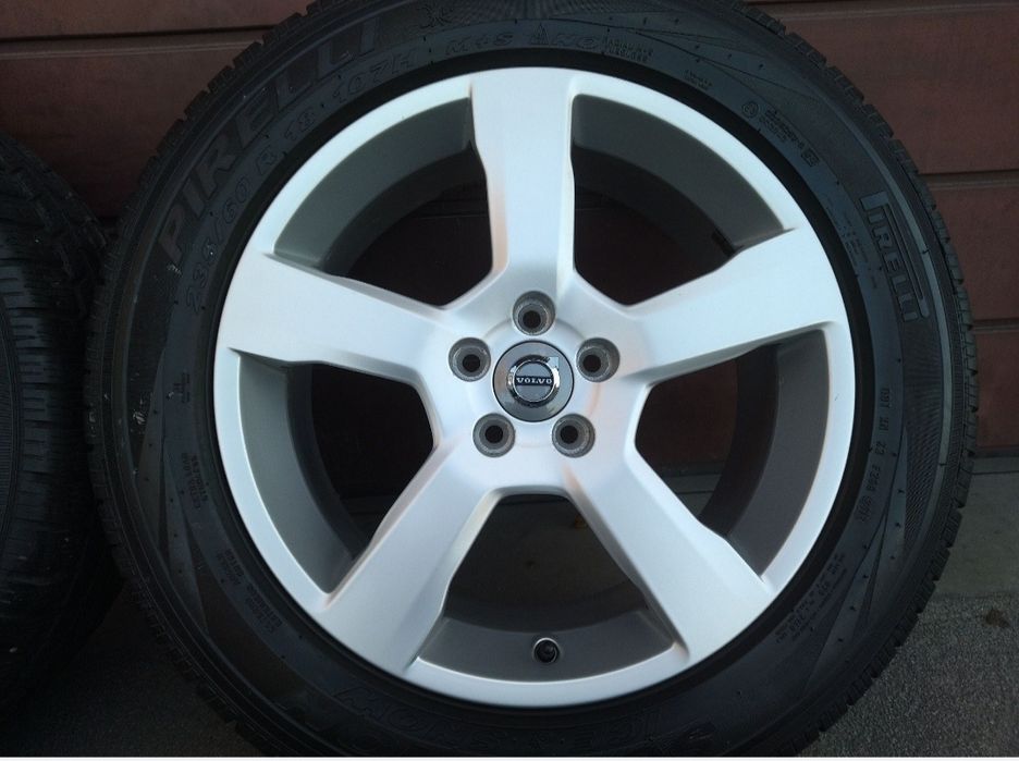 Koła ZIMOWE R18 5x108 VOLVO XC60 XC70 235/60R18 ET55 8jx18 R-design XC