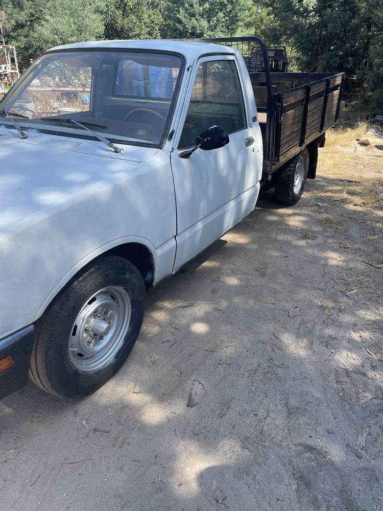 Carrinha Isuzu em bom estado