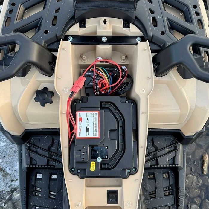 Дитячий квадроцикл BRP CAN AM OUTLANDER 800W • детский квадроцикл