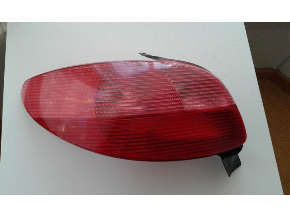 Farolim farol tras esquerdo peugeot 206
