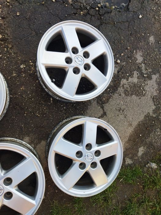 R16 5/114,3 Мазда або інший японець