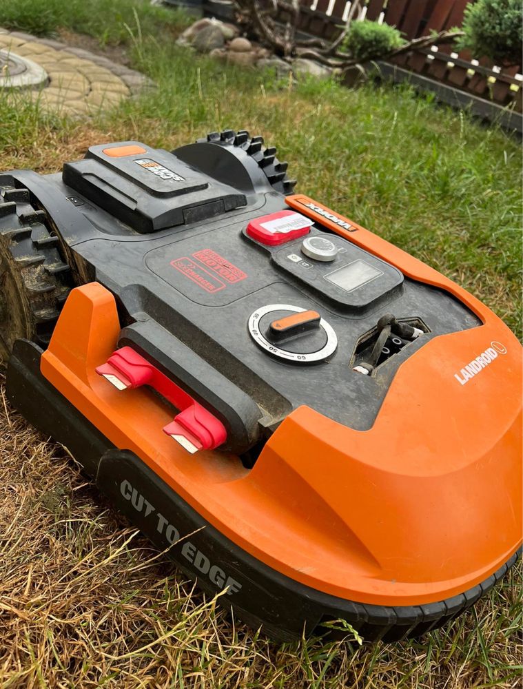 robot koszący worx wr148e