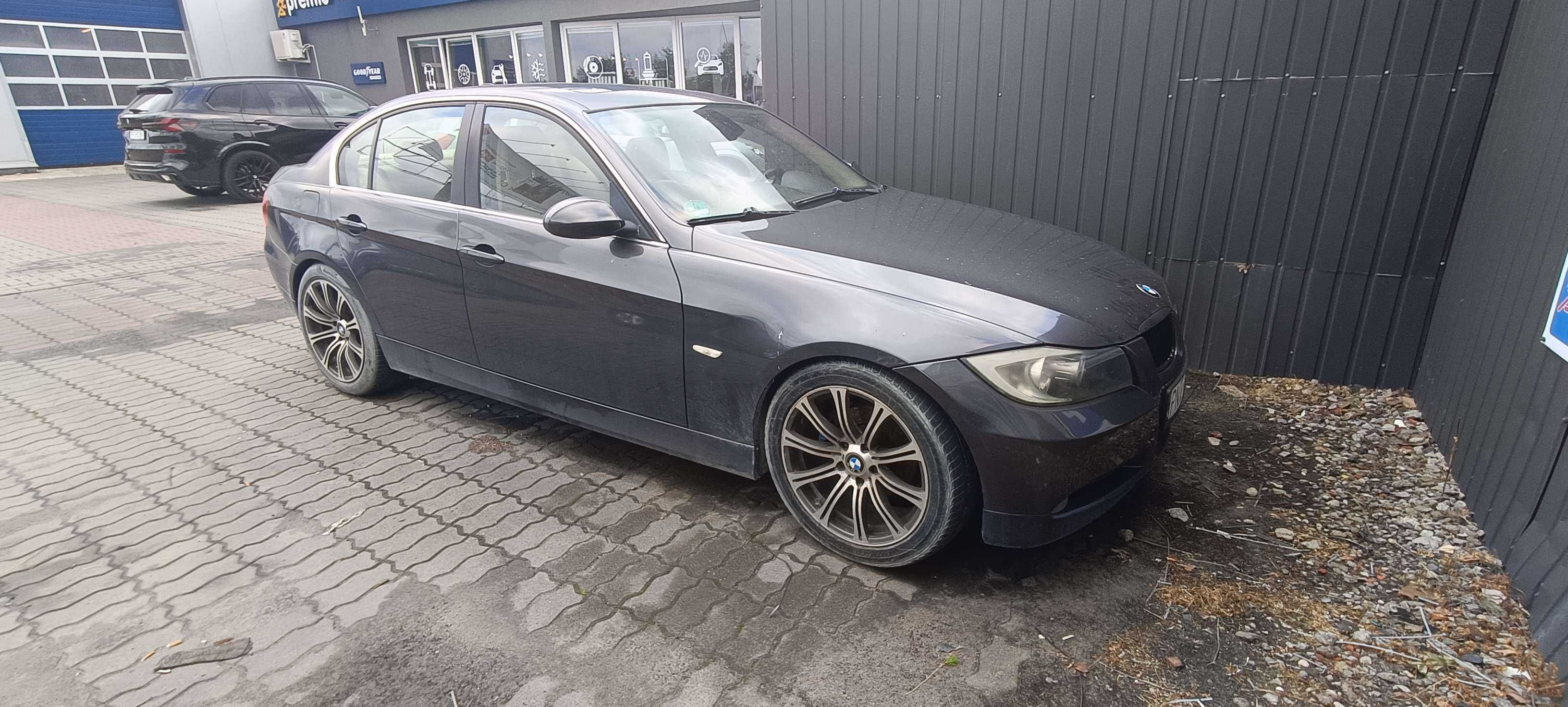 BMW E90 2005r N52B25 uszkodzony silnik