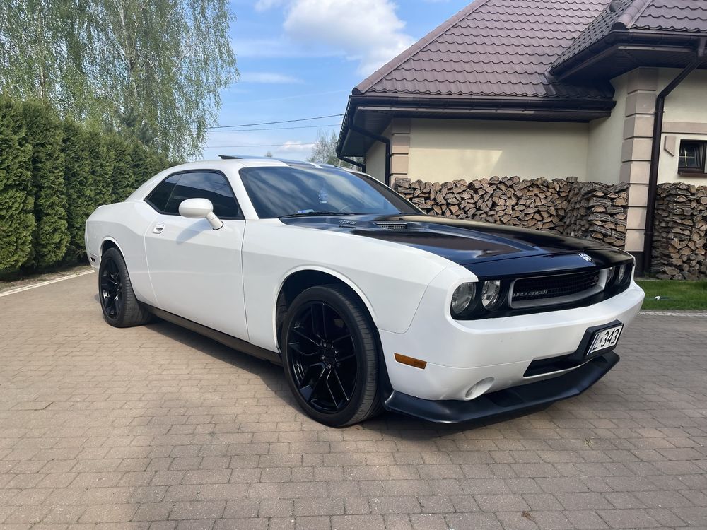 Dodge Challenger R/T 5.7 Hemi V8 mozliwa zamiana