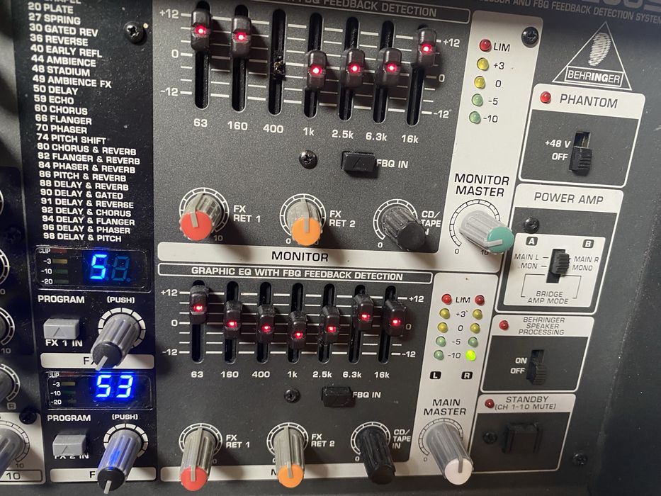 Mixer Procesor Behringer 1200 Watt