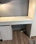 Biurko Micke biale ikea