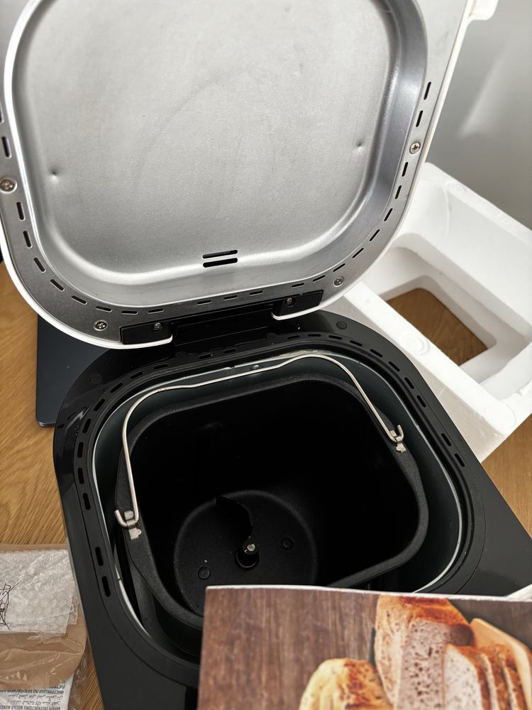 Хлібопіч TEFAL PF210138