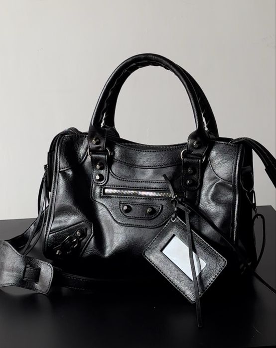 Сумка Balenciaga le city medium bag