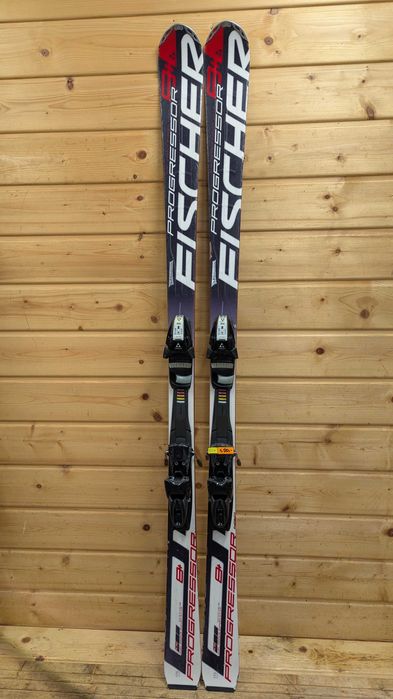 Narty FISCHER Progressor 175 cm + wiązanie FISCHER (720)