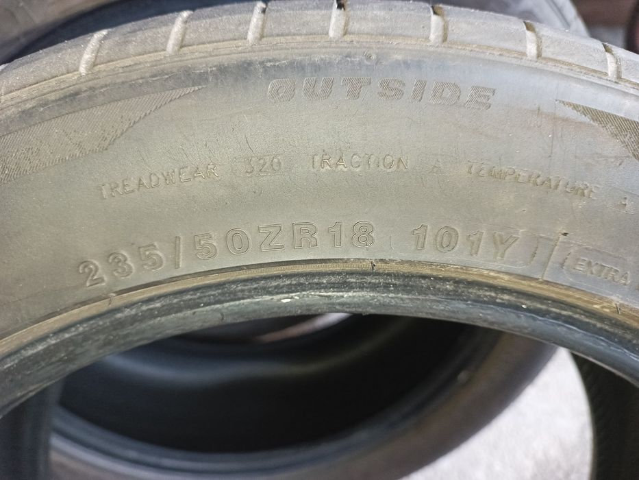 Opony 235/50r18 roczne 7000 świerze przebiegu komplet