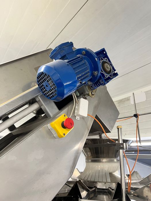 Radpak RM25AC Cofpak DWK profesjonalna linia pakująca waga taśmy