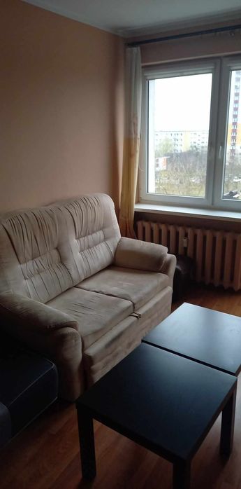 Sofa beżowa z funkcją spania