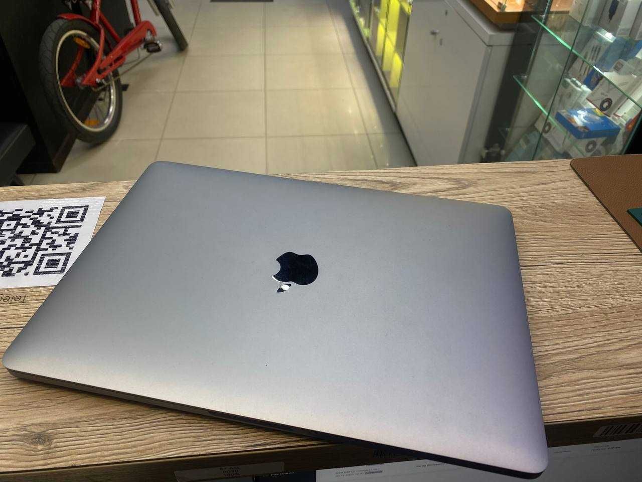 apple macbook 13 PRO, Air, процессор intel.