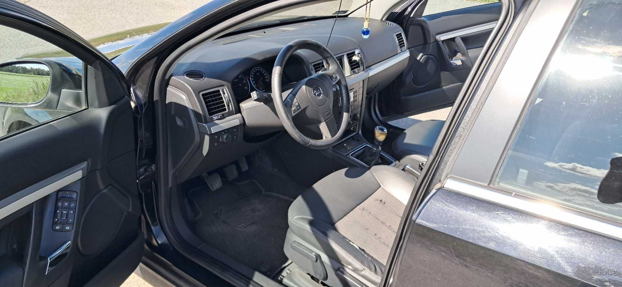 Opel Signum 1.9 CDTI