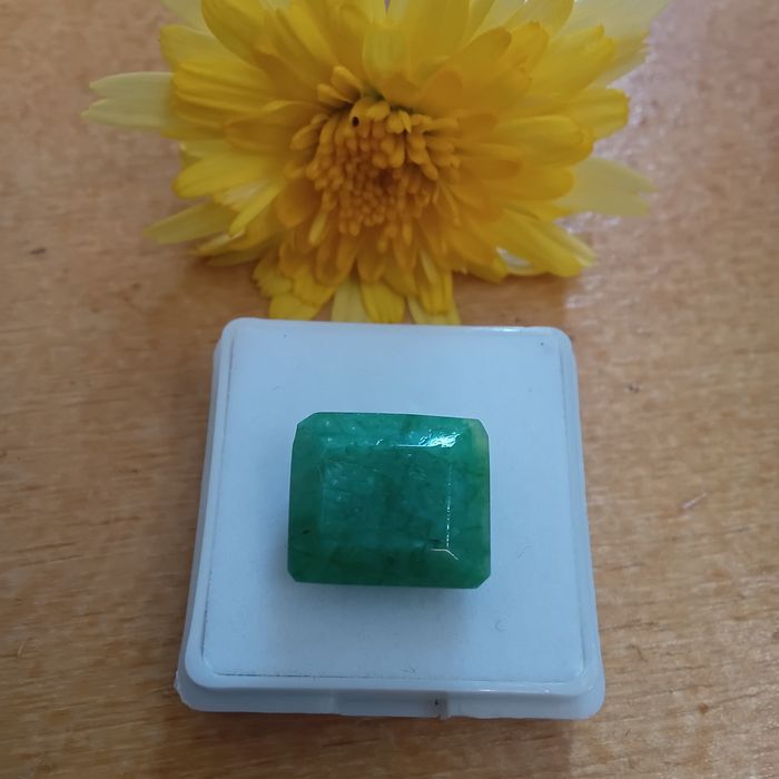 Esmeralda Natural Certificada  Uma Joia Única e Atemporal