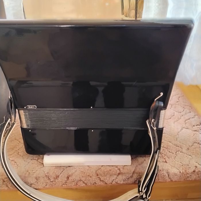 Akordeon Weltmeister Serino 80