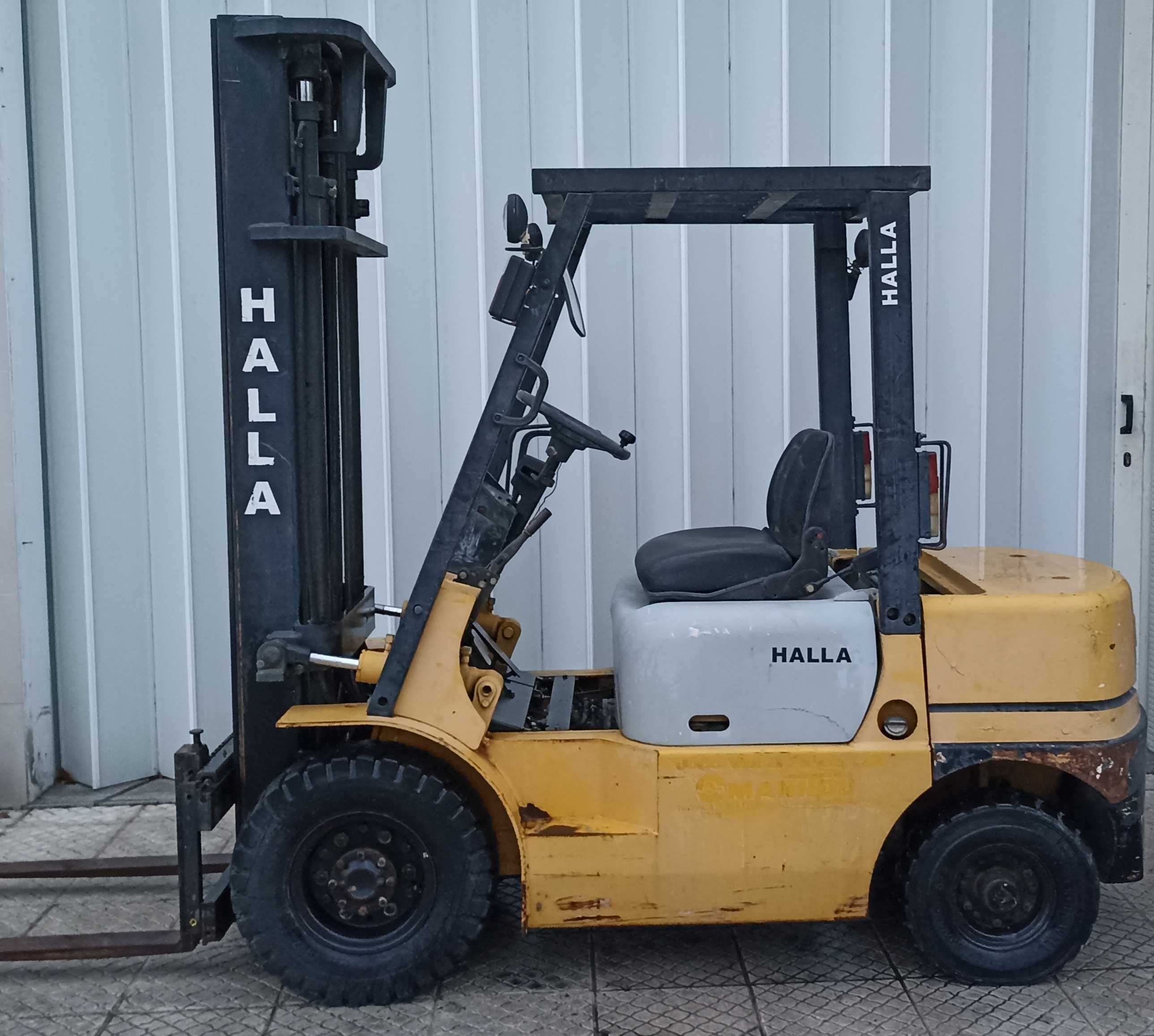 Empilhador Komatsu Halla