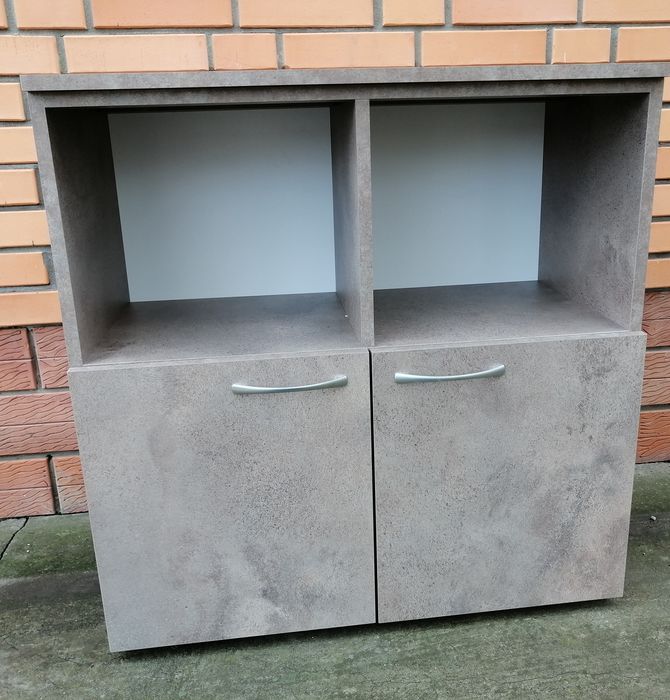 Тумба. Абсолютно новая.