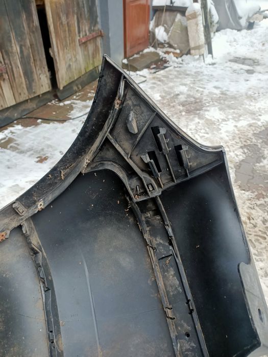 Zderzak tył VW polo 9n 3d czarny