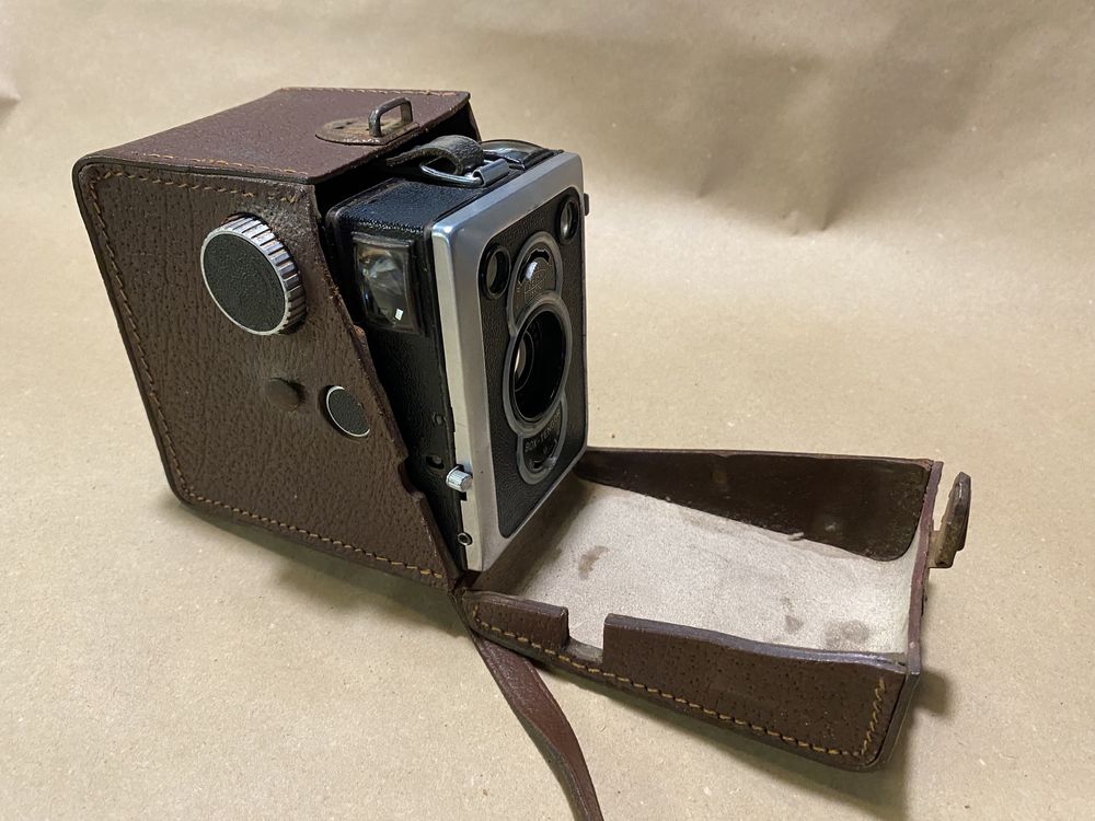 Câmara fotográfica: Zeiss Ikon Box-Tengor 1951/1956