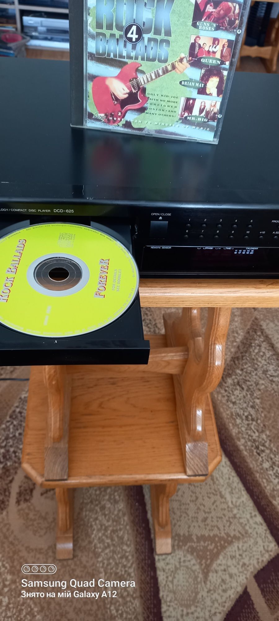 Сд.Програвач DENON DSD-625 .