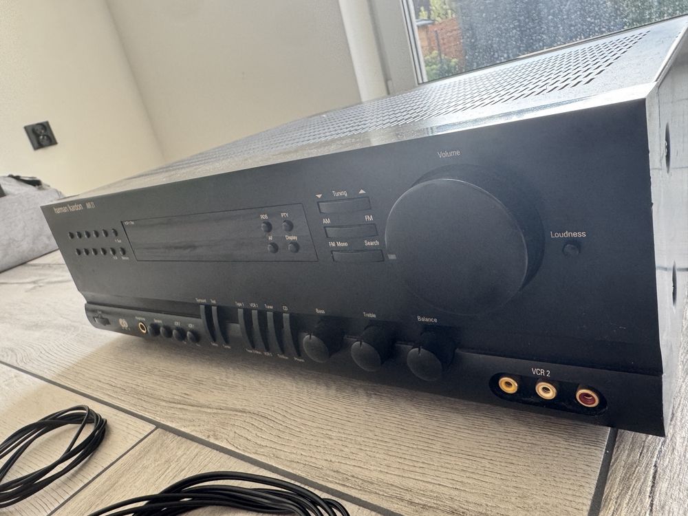 Harman / Kardon AVR 21 - amplituner z radiem