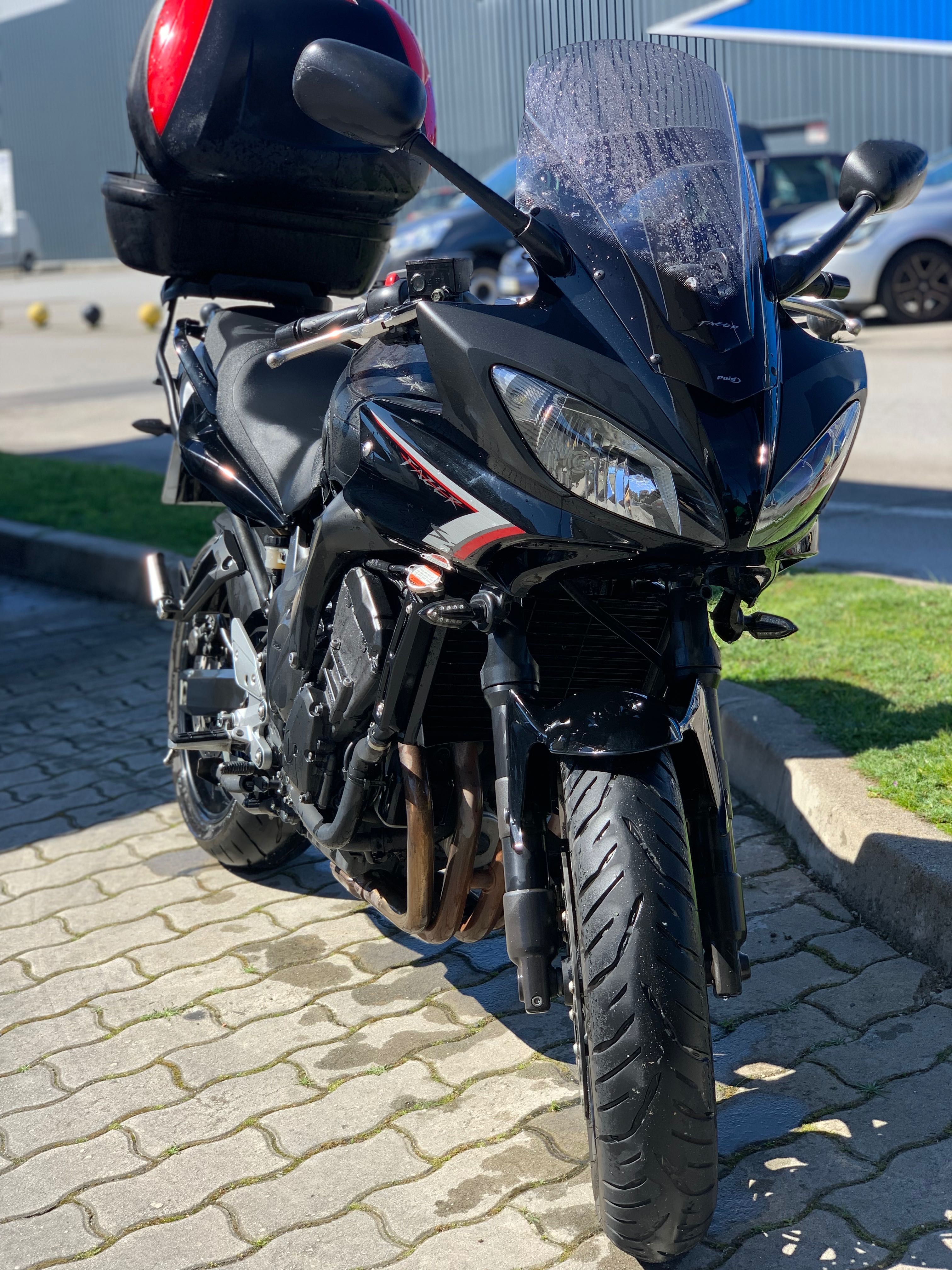 Vendo ou troco Yamaha fz6 S2 irrepreensível