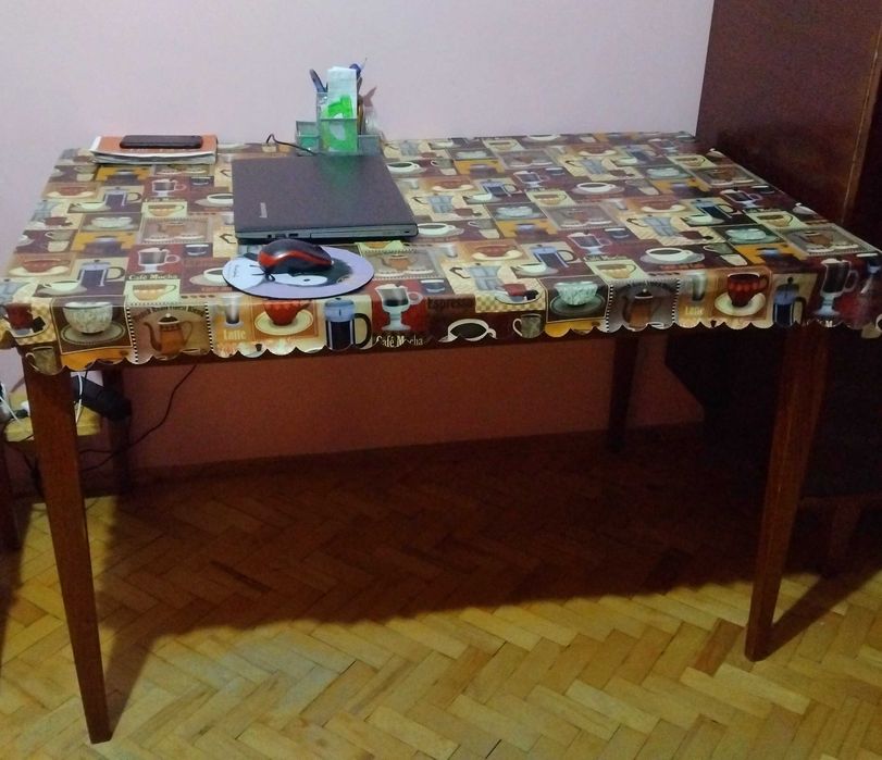 Стіл розкладний самовивіз