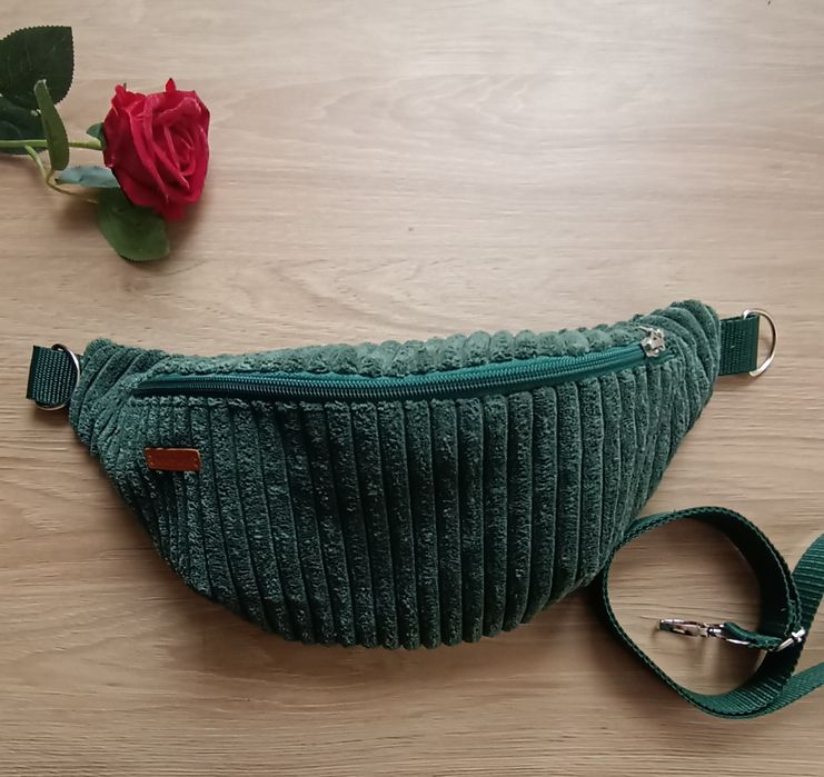 Zielona nerka sztruksowa – wyjątkowa i naturalna