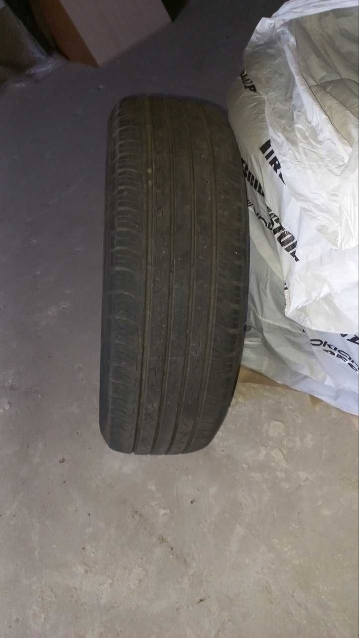 Автошини б/в Dunlop 225/65 R 17 Літні