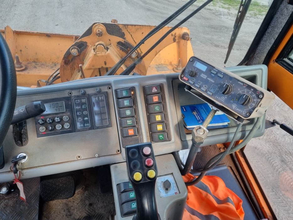 Boki Mobil pługo piaskarka wywrotka