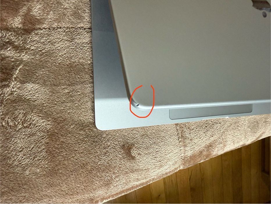 Macbook pro 16” m1 32gb ram 1tb ssd