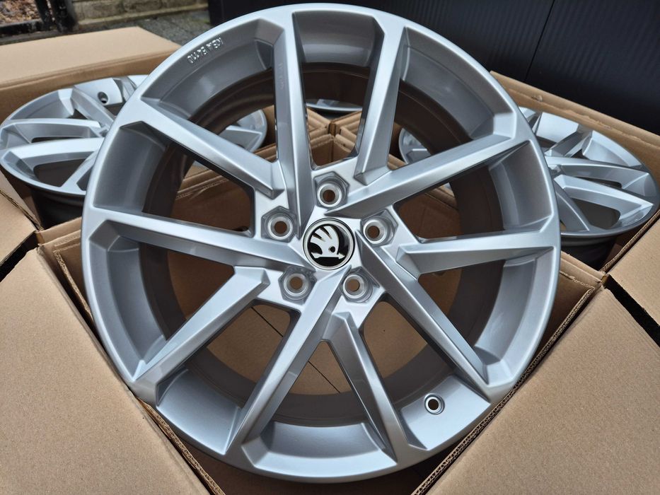 Felgi 18 do SKODA Karoq Octavia SuperB Elroq 5x112
