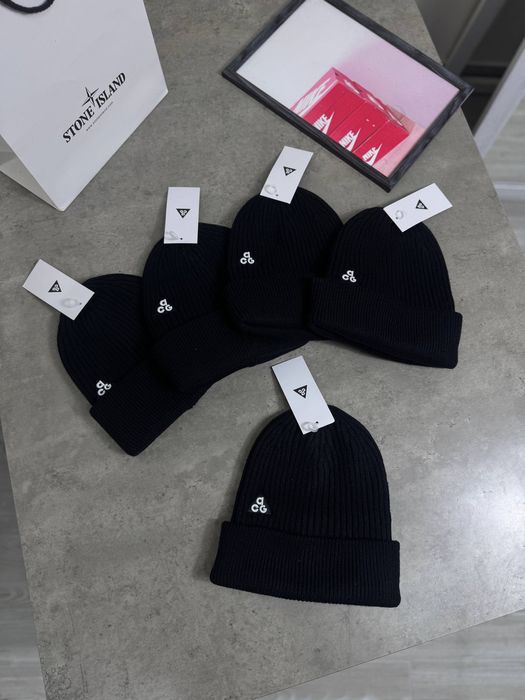 Шапки Nike ASG.