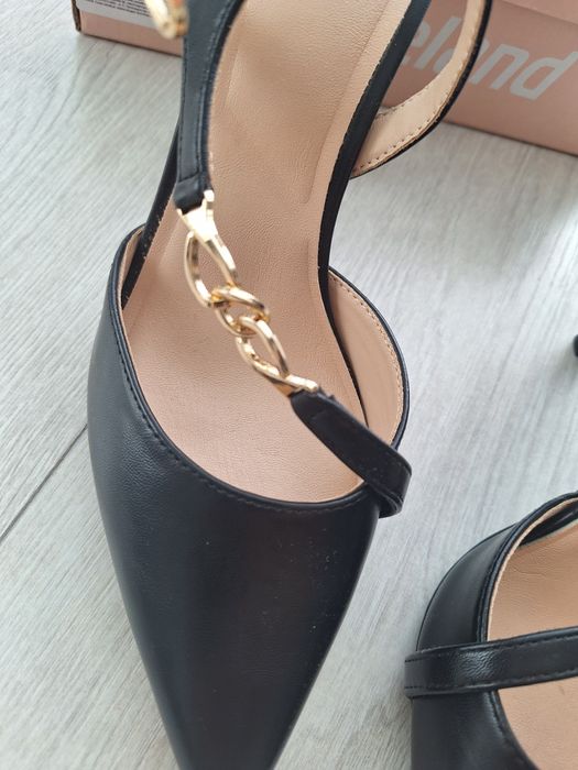 Szpilki czarne rozm.40