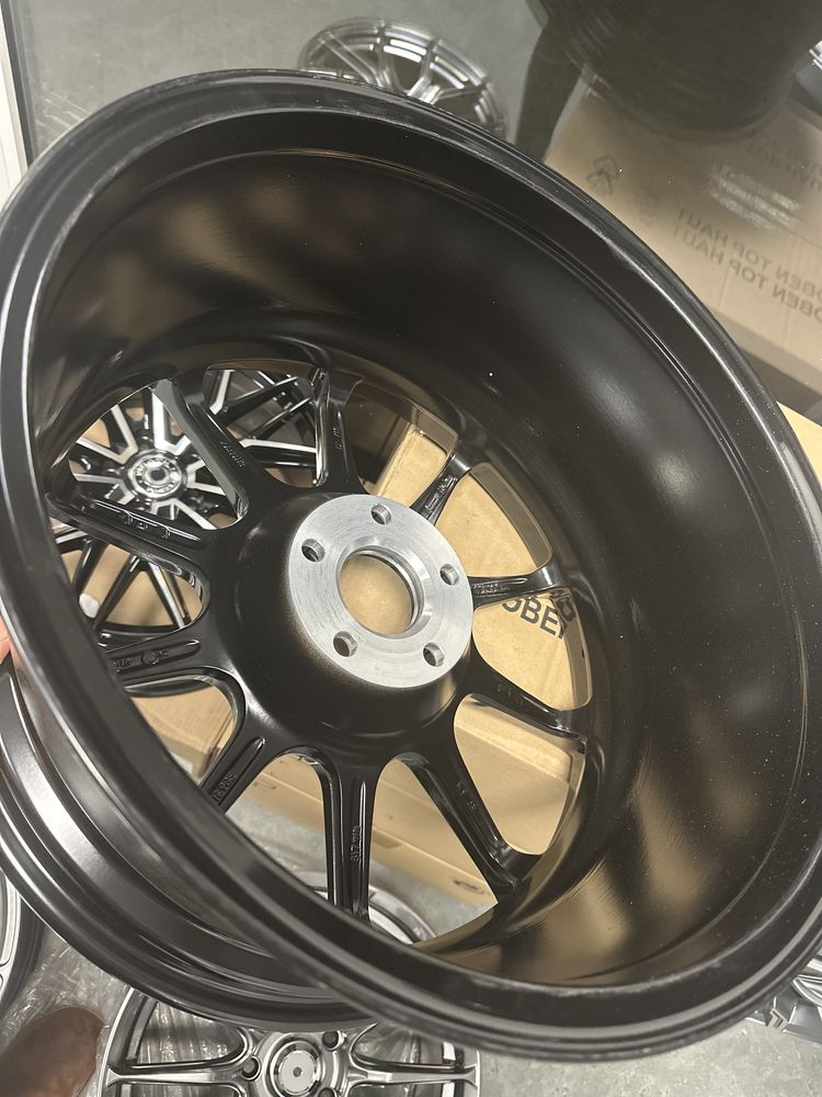9j x 18" et35 5x108 ats gtr 908 Ford