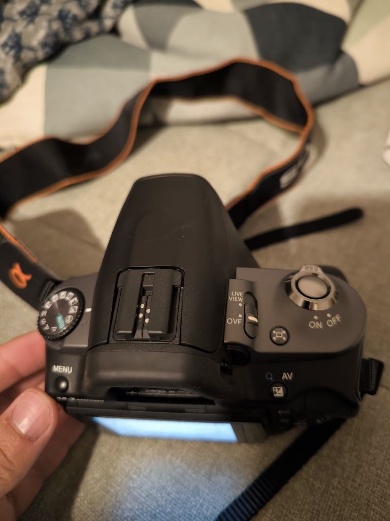 Sony A380 como nova
