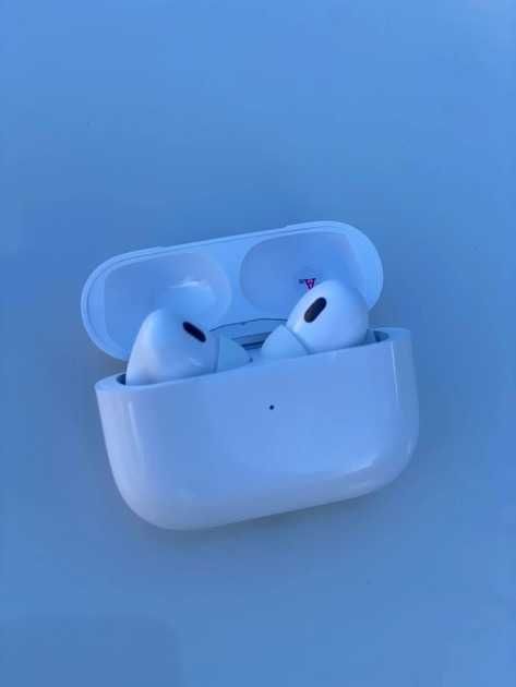 Смарт часы с наушниками и зарядкой  3 в 1, беспроводные наушники