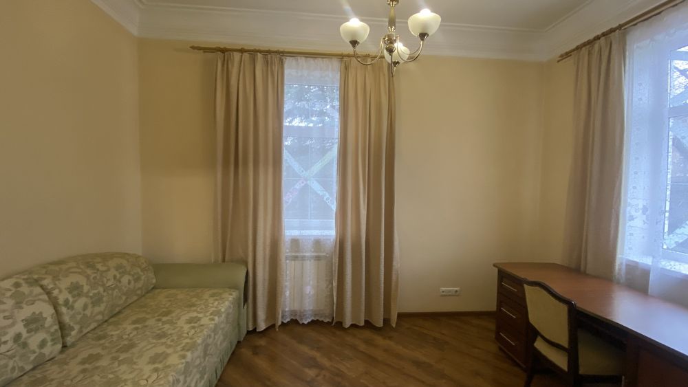 Oренда частини будинку- 2-кім. квартири