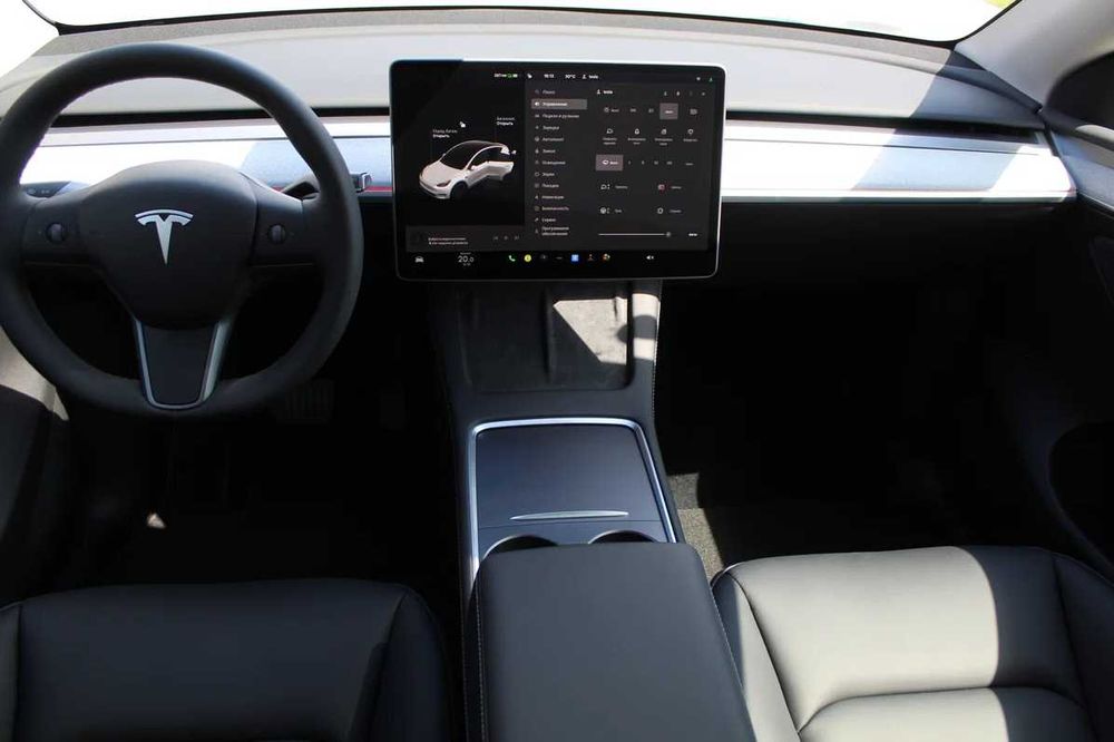 Tesla Model Y Long Range 2023