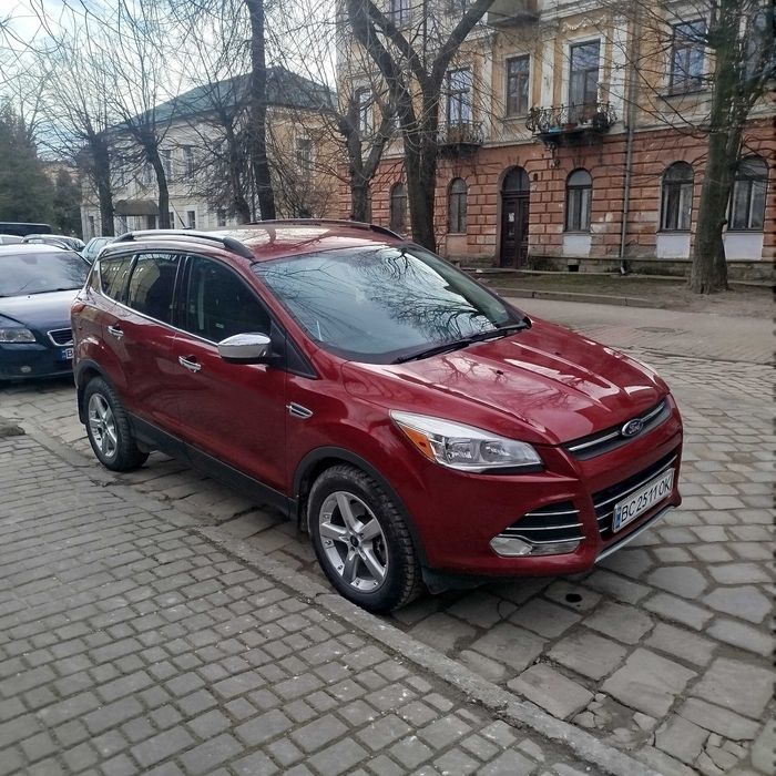 Продам Ford Escape