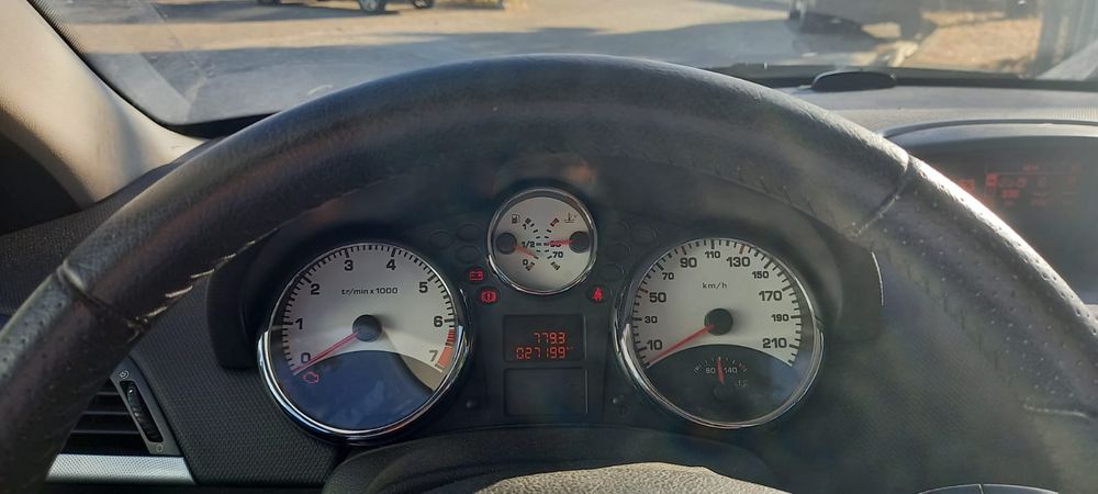 Carrinha pegeout 207SW