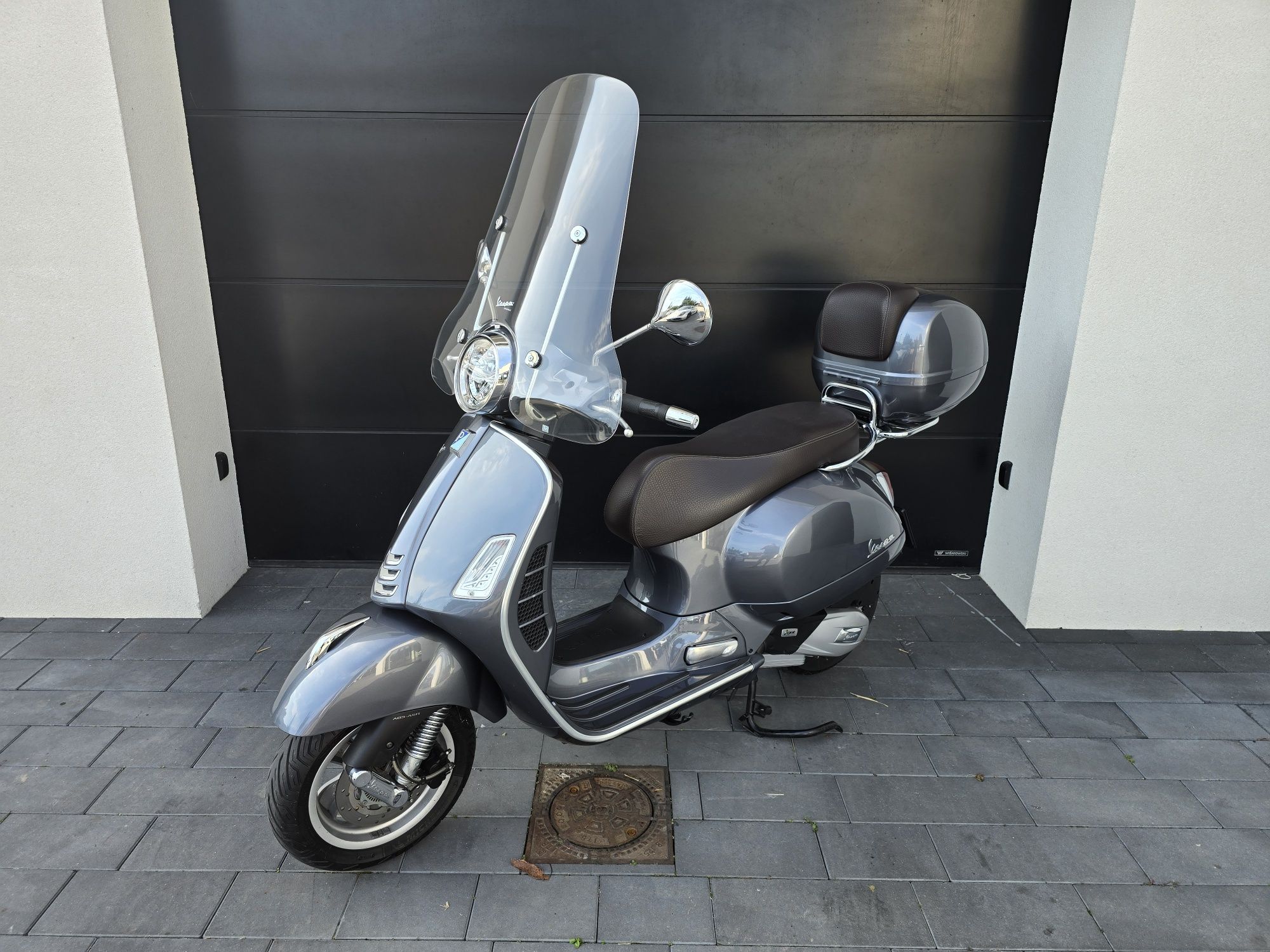 Piaggio Vespa GTS Turing 125 // ABS ASR Led // Gwarancja // 21 rok