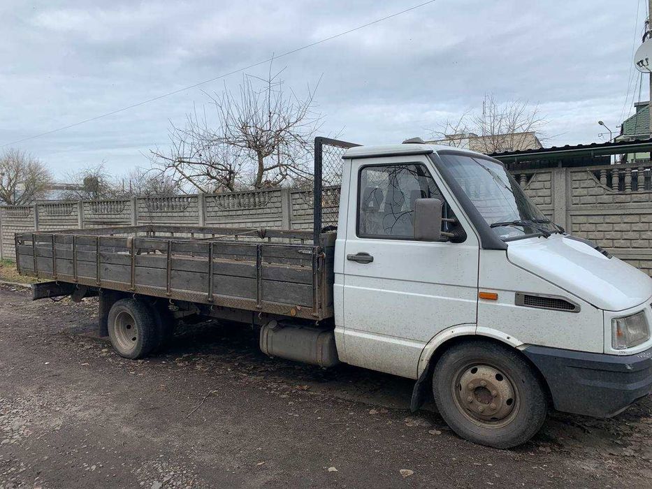 Вантажні перевезення, негабарит, доставка товару Червоноград Львів